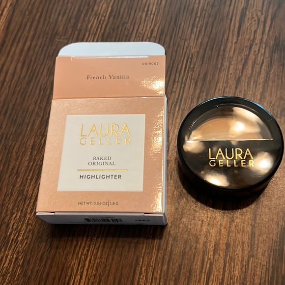 Laura Geller Other - Laura Geller baked French vanilla highlighter